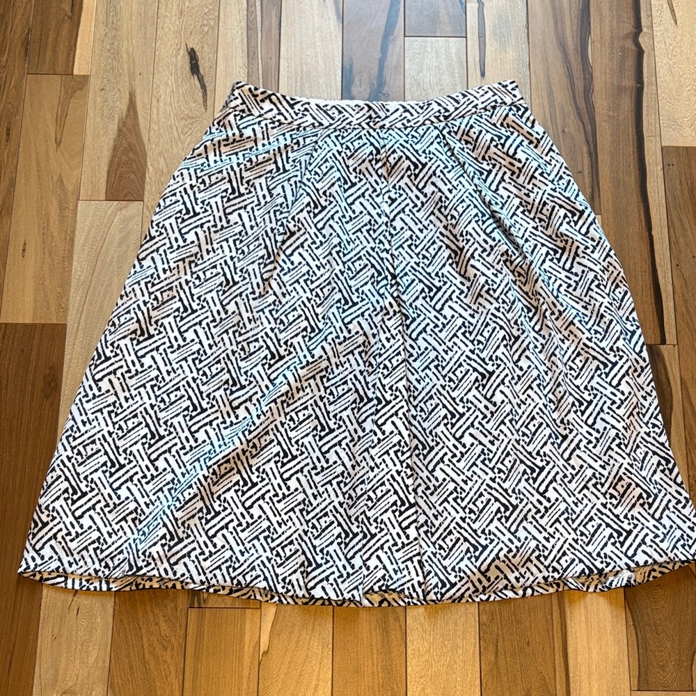 The Limited Women’s Printed A-Line Skirt - Navy & White